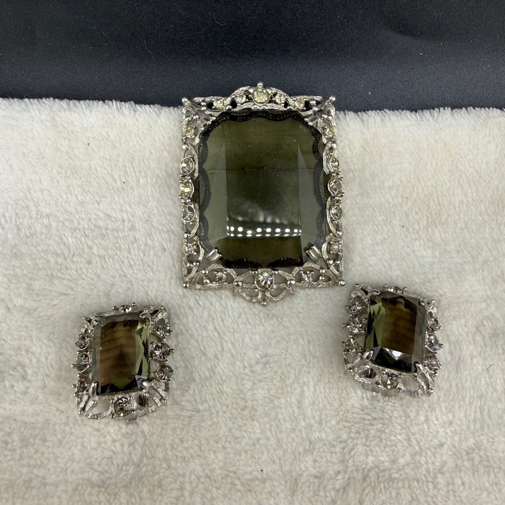Vintage Sarah Coventry Brooch Earring Set Smoky‎ Glass Rhinestone Silver Tone